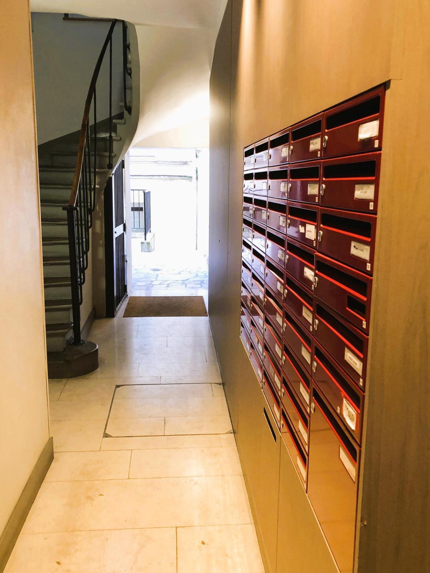 Prive Parisien La Casita Avec Cuisine Equipe -st Charles - Near Beaugrenelle -tour Eiffel 75015 Bel Emplacement !!